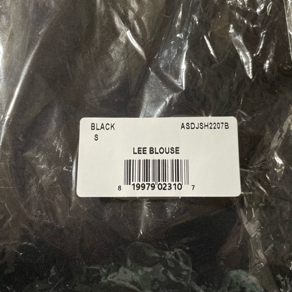 New Area Stars Pleated Puff Sleeve Button Down Blouse Lee Black Size Small - Picture 16 of 16